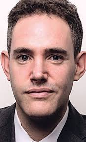 Hirschfeld Jr. focusing