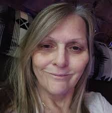 Remeber to spread love and smile 🖤