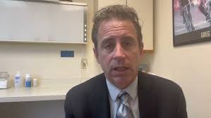 Squat everyday Day 987: Hernia warning