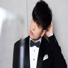 He is best known for starring in the 2017 film bad. Chanon Santinatornkul Best Songs Popnable