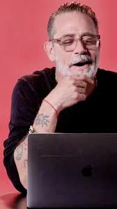 Javier Bardem e Jeffrey Dean Morgan: Parecidos? 🤨