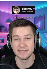 #eligella macht eine Aussage zu den #streamawards und deren Teilnehmer.  #rohat #eli #eligellaclips #rohatclips #streamawards2024