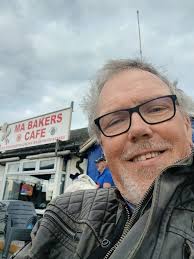 Hello! What's the best place in Telford for breakfast, coffee and cakes  which is open from 9-10 am