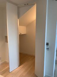 The wine room features a tabletop. How To Build A Wine Cellar Wine Closet A Step By Step Diy Guide