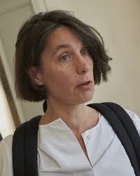 Questions à. « Toutes les archives avaient disparu »