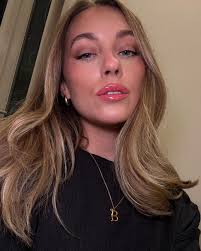 Kelly Orme makeup (@kellyorme_) • Instagram photos and videos