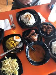 Nasi kandar melayu shah alam. Food Brings Us Together