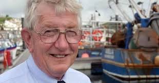Tributes to popular Newlyn man whose job was to bring the fishermen into  line
