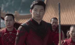 A produção ganhou um segundo trailer, repleto de cenas de ação, muitos efeitos visuais e. Shang Chi E A Lenda Dos Dez Aneis Tem Cena De Acao Eletrizante Revelada Assista Nerd Site