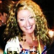 Cassidy Collins (prettyyngthng)