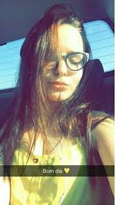 Pin de EVA Gomes em looks e fotos da larissa manoela