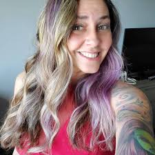 Tessa Smith's Instagram, Twitter & Facebook