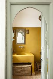 Pin Von Milagros Garcia Pastor Auf Z Reformando El Bano On Refait La Salle De Bain Senfgelbe Wande Holzgitter