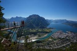 Romsdalsgondolen as har besøksadresse strandgata 2, 6300 åndalsnes og postadresse postboks 99, 6301 åndalsnes. The Romsdalsfjord