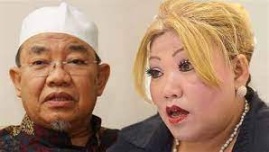 Pengasas malaysian action for justice and unity (maju) siti zabedah kasim berkata, langkah itu akan menjadikan malaysia lebih teruk berbanding pakistan, negara arab dan nigeria. Siti Zabedah Kasim Biodata Siti Zabedah Or Better Known As Siti Kasim Was Acquitted And Discharged At The End Of The Prosecution S Case Without Having Her Defence Called