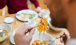 Eh bien, en gros, elles brisent le mythe : Les Repas Tard Le Soir Font Ils Grossir Passionsante Be