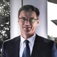 1400+ perfiles de «Oliver Mann»