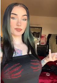 Faith Hutton Secret Account