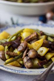 Posté par rose razafimbelo on31jul. Poelee Forestiere Au Tofu Fume Recettes Vegan De Noel