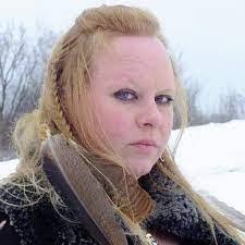 Cheyanne Simon's Instagram, Twitter & Facebook