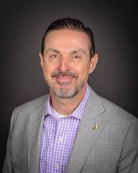 Anita Benedetti's Instagram, Twitter & Facebook