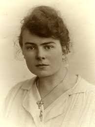 Elizabeth (Kenworthy) Dawn (1895-abt.1979)