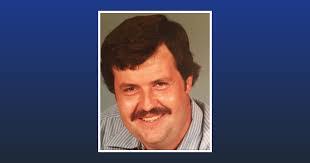 Dwight Hood's Instagram, Twitter & Facebook