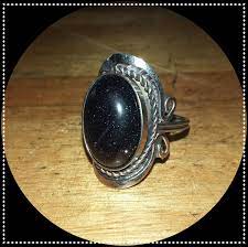 Mandala en piedra, fondo negro y mezcla de colores. Gianna Accs On Twitter Anillo Alpaca Goldstone Piedra Noche Lluvia De Estrellas Bombadeldia Belleza Todo Pasa Matildebaroni