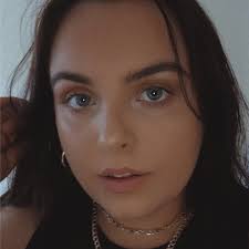 Celeste Wharton's Instagram, Twitter & Facebook