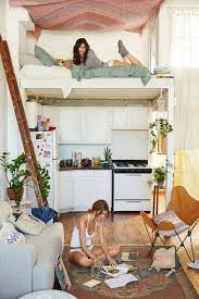 Come Arredare Una Casa Piccola Punta Sulle Soluzioni Salvaspazio Loft Apartment Decorating Tiny House Interior Design Tiny House Design