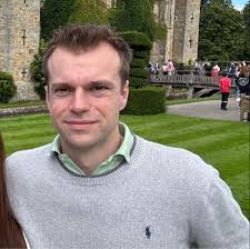 I'm looking into buying one of these, but want to understand the variants  and changes over the years. Is there like a A-Z book/information out there  that I can have a read