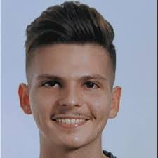 Pablo Bravo's Instagram, Twitter & Facebook