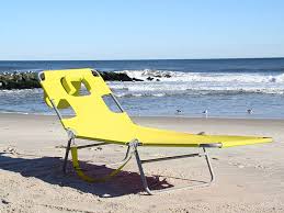 Beach chair lounger sunbed vectors (892). Amazon Is Selling A Beach Chair With A Hole That S Perfect For Reading
