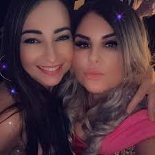 Happy Birthday Mary @adioska 🩷 Had the pleasure of not only dj'ing her  50th but she also allowed me to design and make her birthday cake 🩷 It was  such a wonderful