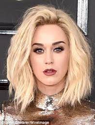 Katy Perry Debuts Shorter Platinum Bob At Marc Jacobs Nyfw Show Blonde Bob Haircut Platinum Blonde Highlights Hair Styles