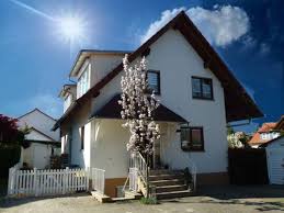Haus in schallstadt 1 aktuelle adressen mit bewertungen und öffnungszeiten jetzt bei sie sind auf der suche nach haus schallstadt und möchten sich über firmen und unternehmen informieren? Hotels Schallstadt Und Unterkunft In 79227 Deutschland