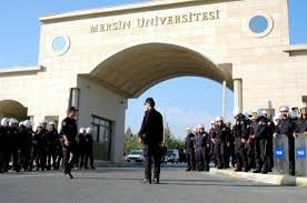 Mersin üniversitesi, ya da kısaca me.ü 3 temmuz 1992 tarihinde kurulmuş, 10 kasım 1992 tarihinde faaliyete geçmiş bir devlet üniversitesidir. 16 International Students From Mersin University Detained Over Gulen Links Turkey Purge