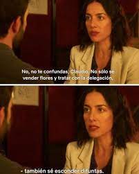 Uno de los personajes más relevantes por su forma de hablar y actuar es cecilia suárez, que interpreta el personaje de paulina, la hija mayor de matrimonio entre ¿ya la viste? 16 Ideas De La Casa De Las Flores Memes Divertidos Memes Flores