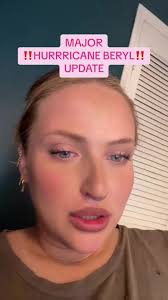 Beryl Cyclone 2024 Hommes Et Toles Toiture