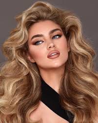 Creative hairstylist seeking models for avant-garde styles