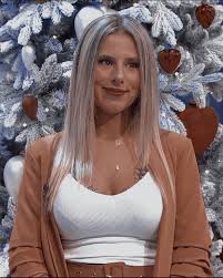 Joana albuquerque arrasa mãe de agressora: Joana Do Big Brother A Revolucao Faz Frente A Teresa Guilherme E Critica Prova Do Programa A Ferver Vidas
