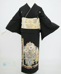 黒留袖レンタル オリエンタル柄 着付け ヘアメイクも承ります 黒留袖 伝統的な服 留袖