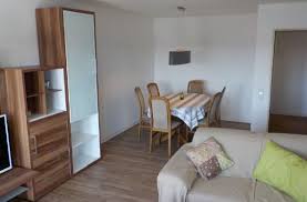 Diese und andere raumaufteilungen laden jeden interessierten menschen dazu ein, sich einmal umzuschauen. Moblierte 3 Zimmer Wohnung Auf Zeit Fur Expats 71701 Schwieberdingen
