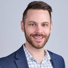 Jonathan Hoss's Instagram, Twitter & Facebook