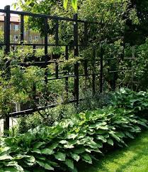 Pin By Katy Hayhoe On Spencer Smith Hill Farm In 2021 Modern Garden Beautiful Gardens Modern Garden Design