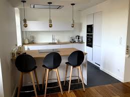 Jouez à fond les contrastes en choisissant le noir. Peinture En Cuisine Les Couleurs Tendances De 2020 Blog Cuisinella