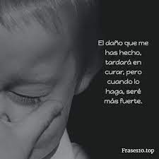 Una de las frases de tristeza que pueden ser tomadas como reflexión y consejo a la vez. Frases De Decepcion Muy Tristes Y Cortas De Desamor