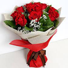This february 14th, bring a smile to your man. Valentine S Day Gift Delivery Dubai Uae Online Via Ferns N Petals