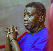 Be afraid of the lame They'll inherit your legs Be afraid of the old  They'll inherit your souls Be afraid of the cold They'll inherit your blood  Après moi, le déluge After