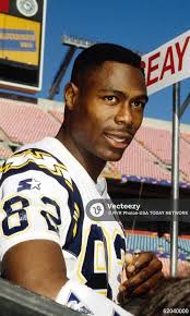 FILE PHOTO; San Diego Chargers defensive tackle Reuben Davis (93) talks  with media during media day prior to Super Bowl XXIX against the San  Francisco 49ers at Joe Robbie Stadium. The 49ers